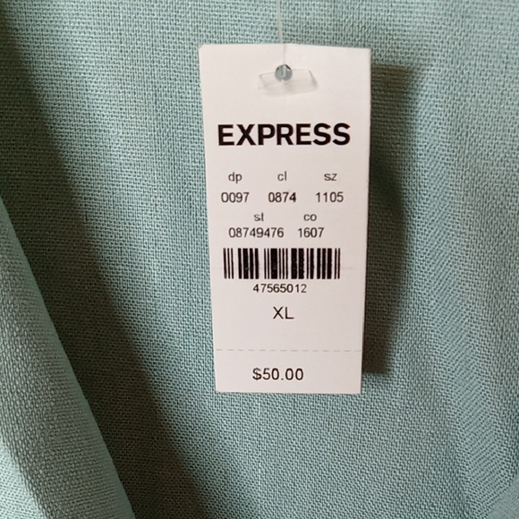 NWT Express Women's Size XL Light Green Button-Down Shirt - Picture 3 of 8